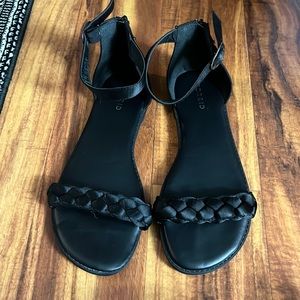 Black sandals w/ ankle strap